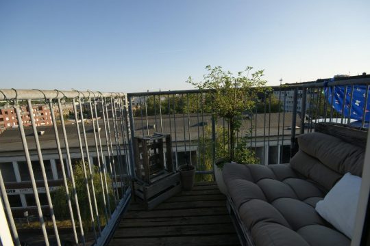 Balkon mit Domblick