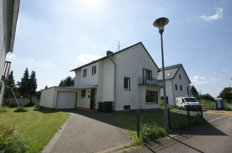 Rheinnähe! Grundstück mit Wohnhaus in traumhafter Lage