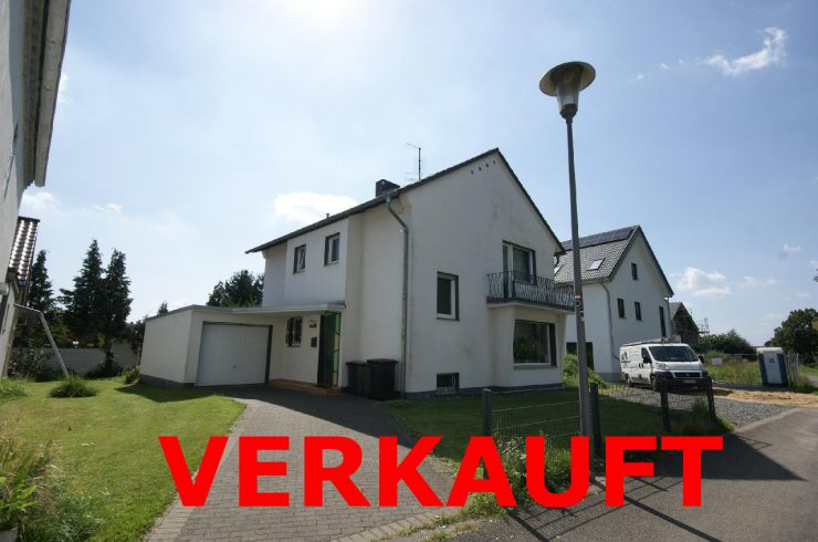Rheinnähe! Grundstück mit Wohnhaus in traumhafter Lage