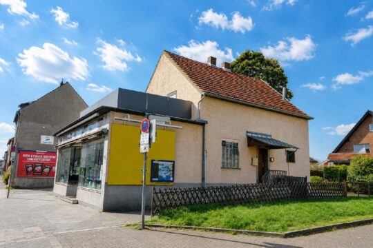 Hausansicht, derzeitiger Gebäudestand